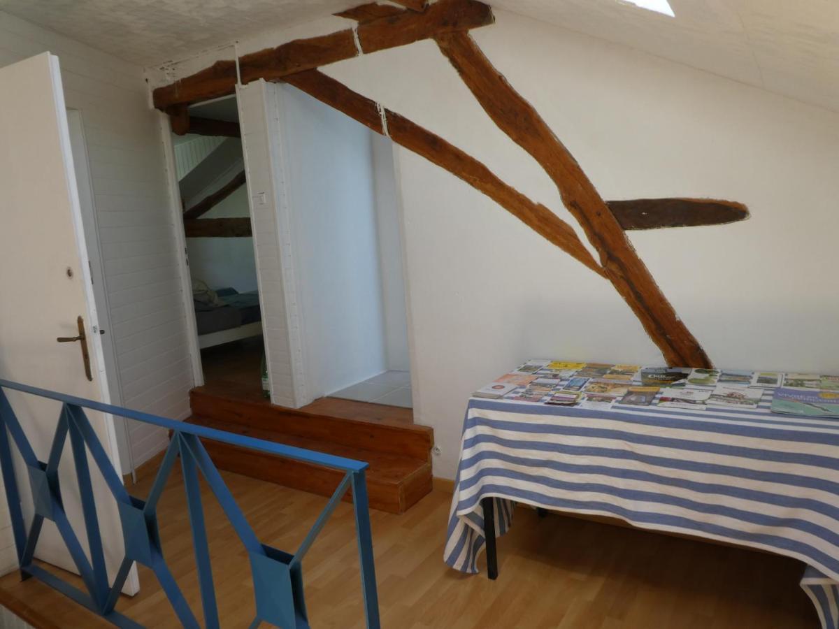 Les Chambres Du Ladoux Sencenac-Puy-de-Fourches Luaran gambar